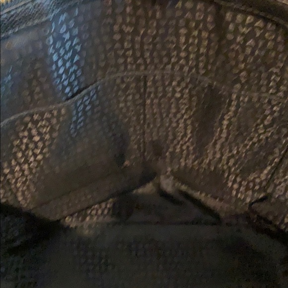 KATE SPADE ♠️ Larchmont Avenue Logo Leather Tote - Picture 4 of 6